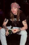 Axl_Rose_24.jpg (55251 bytes)